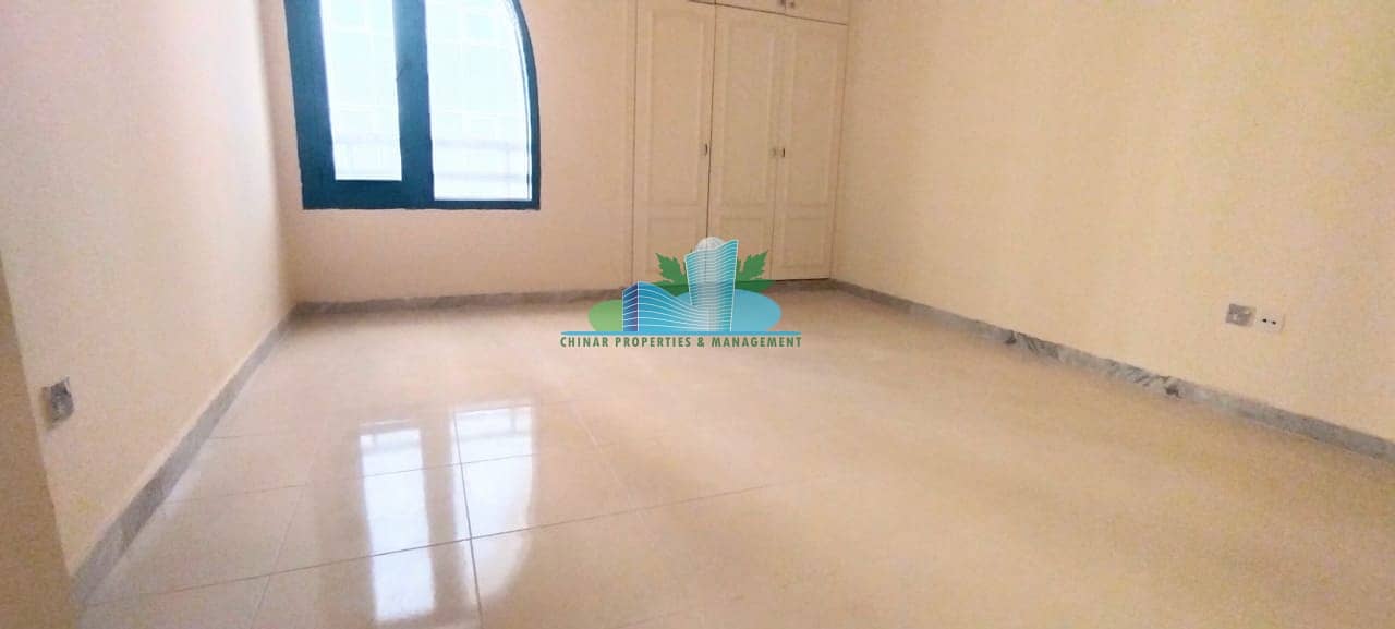 10 3 Bhk with Big Hall |2 Balconies |3 cheques |Near to all establishments