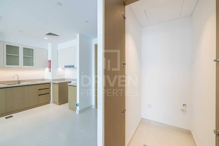 8 Handed Over | Tower View on Middle Floor
