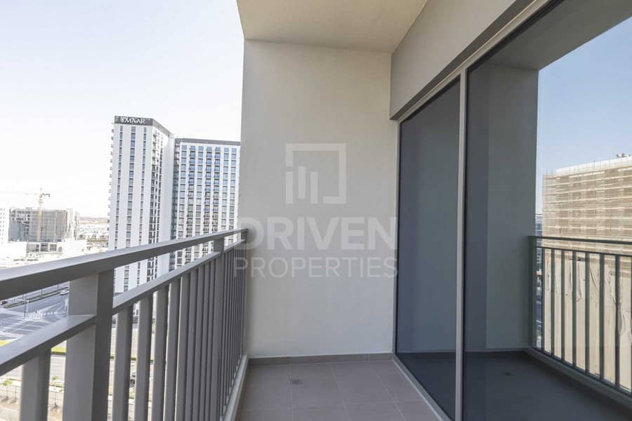 9 Brand New Apartment with Community Views