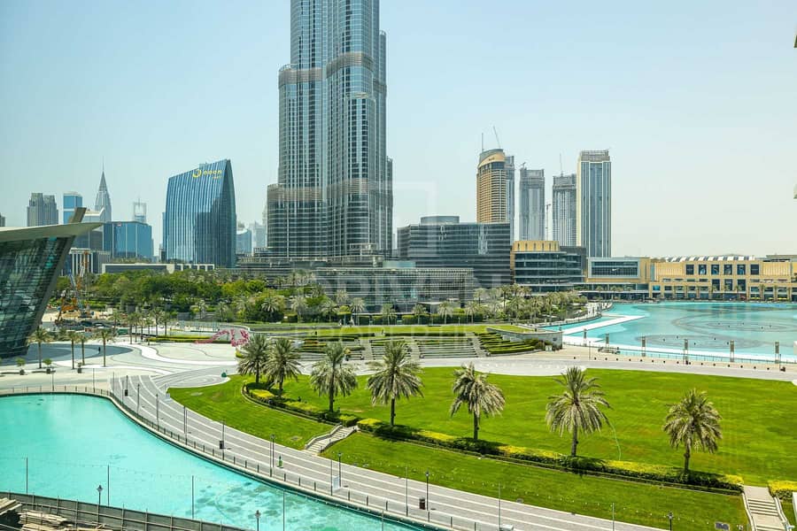 25 Burj Khalifa View | Chiller Free | Large