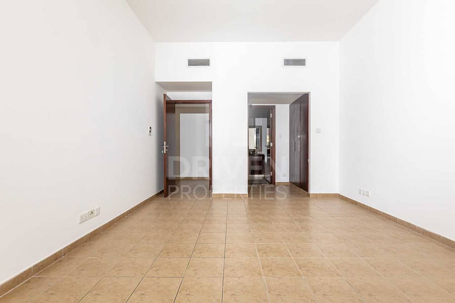 7 Spacious Apt | Terrace | with Maids Room