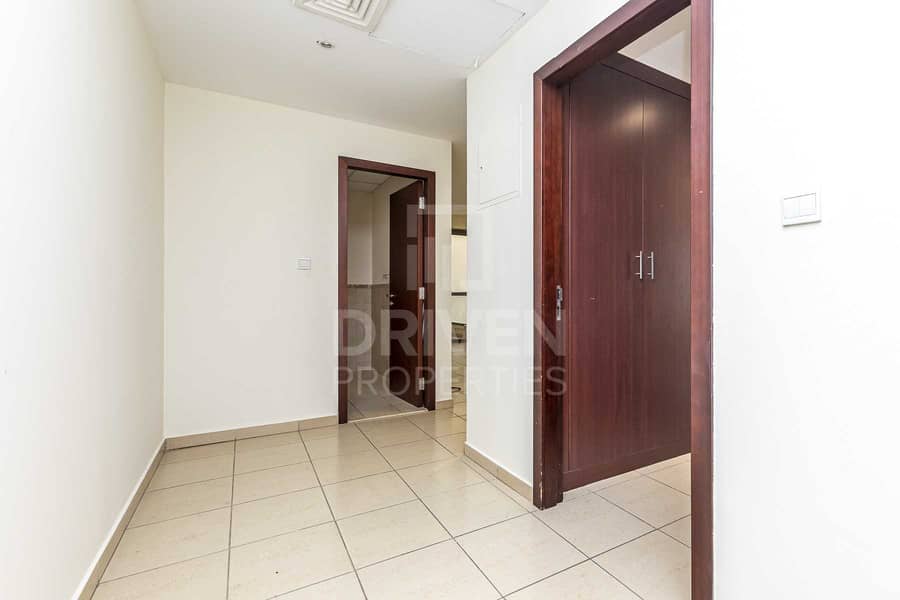 5 Huge Size Apt | 2 Balconies | Marina View