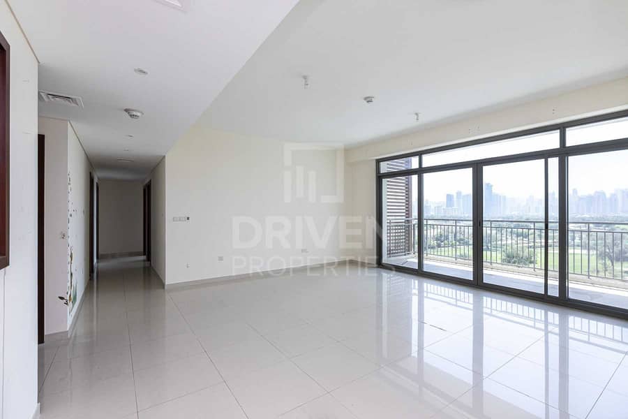 8 Golf Views | with Maid's Room | Spacious