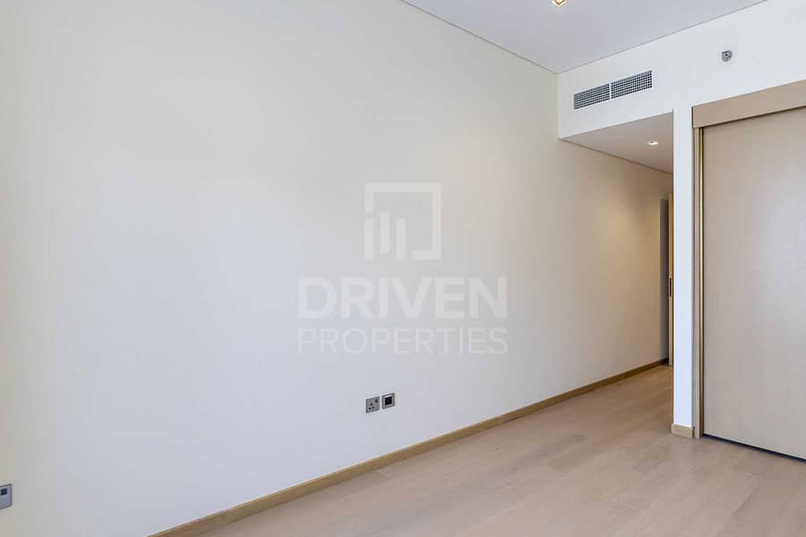 3 Facing Zabeel | Bright and Amazing 1 Bed