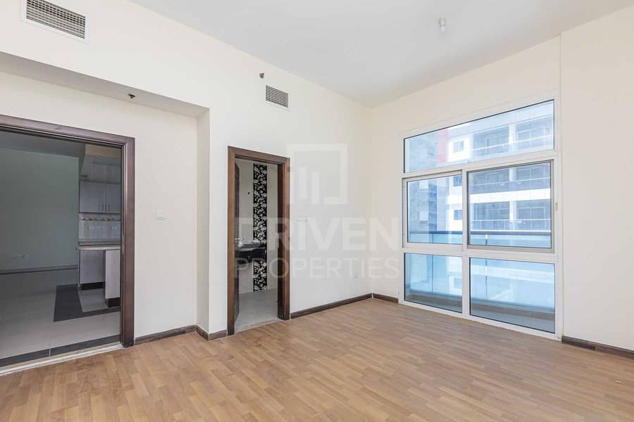 19 Chiller free | Well Maintained 2 Bedroom