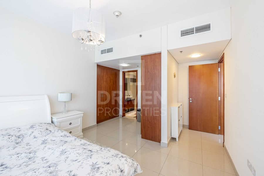 8 Vacant Furnished Apartment w/ DIFC Views