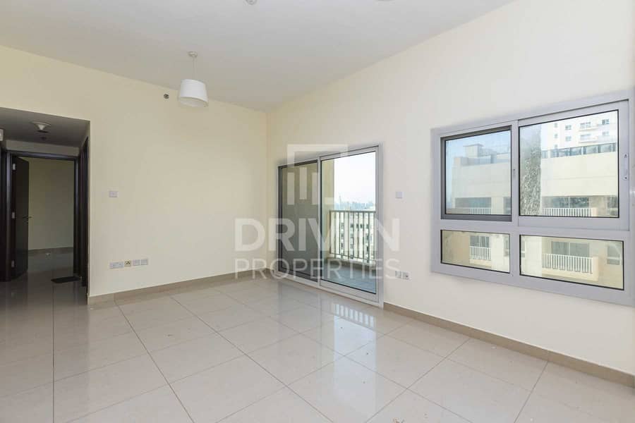2 Elegant 2 Bed Apartment with Maid's room