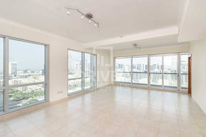 12 Spacious 2 Bdr apartment | W/ Canal view