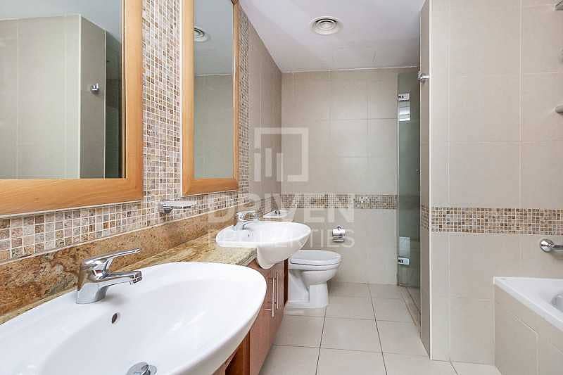 9 Spacious 2 Bdr apartment | W/ Canal view