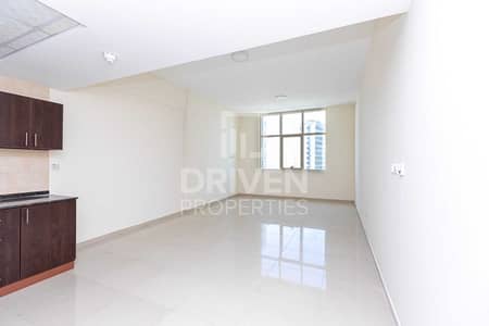 Studio for Rent in Dubai Sports City, Dubai - Elegant and Well-maintained Studio for Rent in Dubai Sports City, Dubai - Elegant and Well-maintained