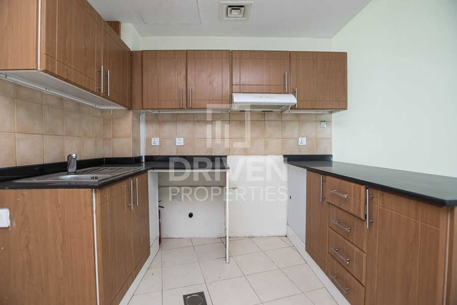3 Magnificent 2 Bed Apartment with Balcony