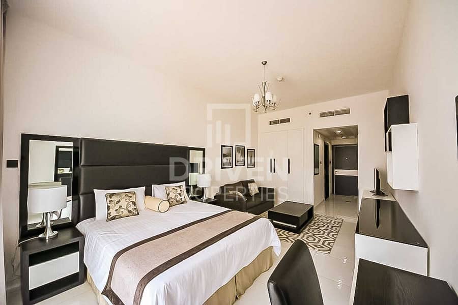 Golf Course View | Fully Furnished Studio Golf Course View | Fully Furnished Studio
