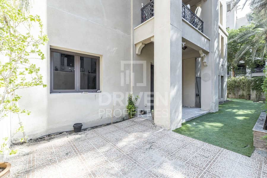 27 Bright | Spacious 3 Bed | Private Garden