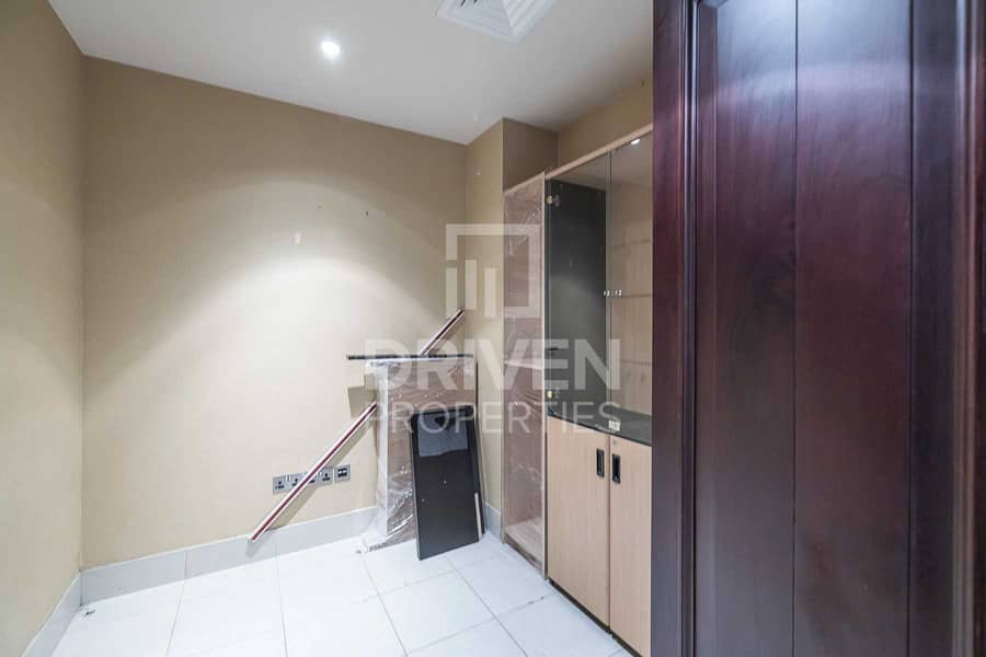 28 Bright | Spacious 3 Bed | Private Garden