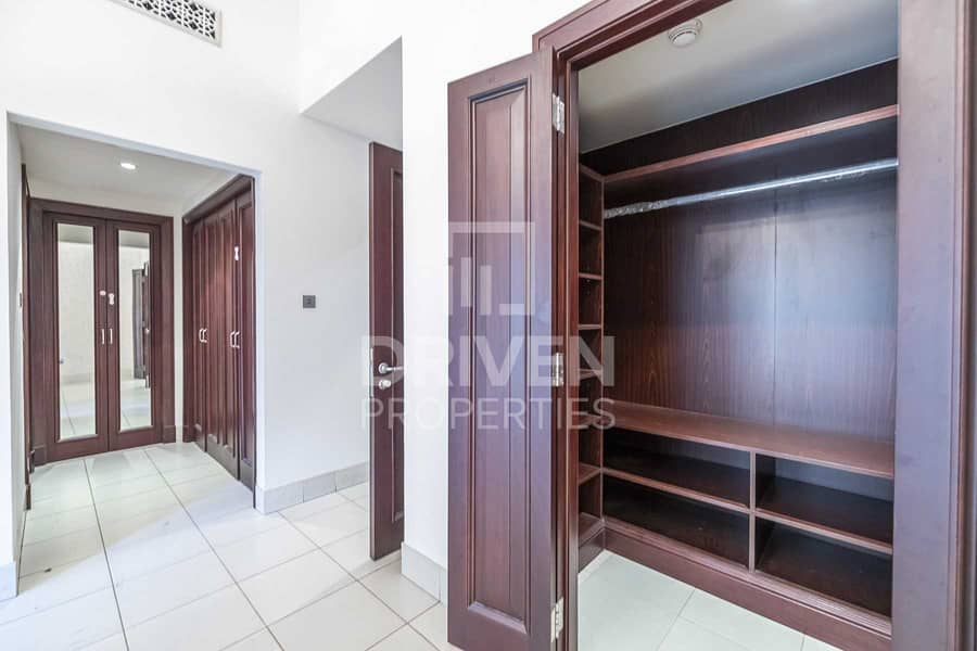 17 Bright | Spacious 3 Bed | Private Garden