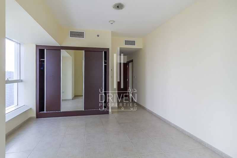 8 Vacant 2 Bedroom Apt with Partial Sea View