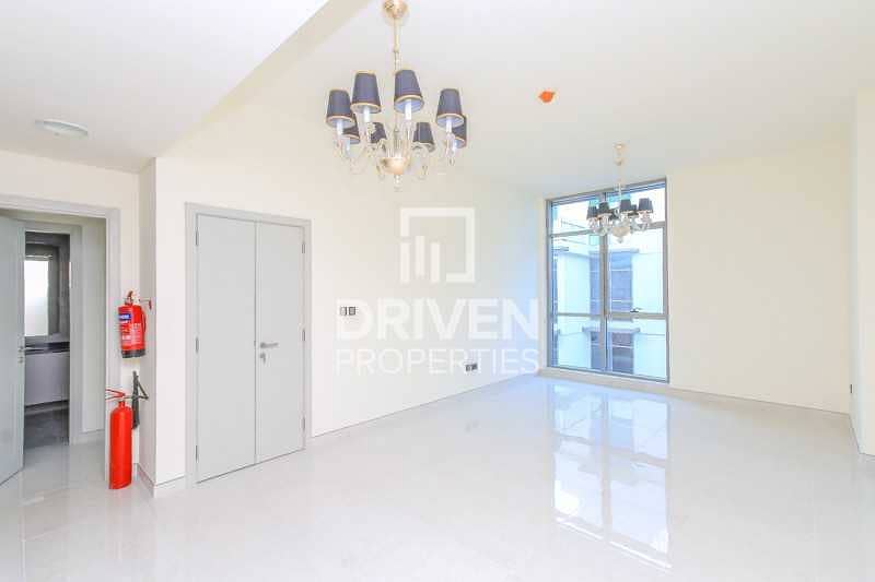 2 Bright and Spacious  1 Bedroom Apartment