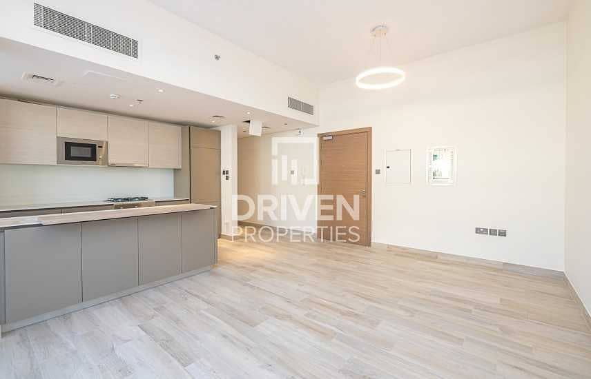 2 Bright 1 Bedroom Apartment