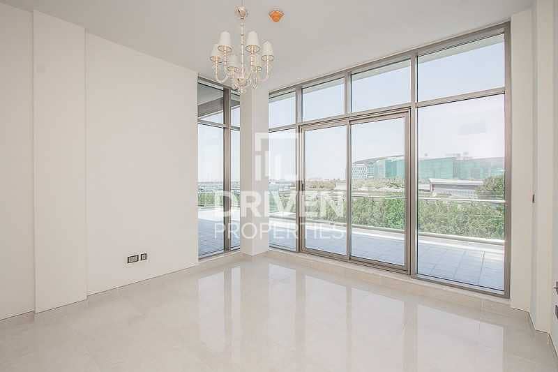 9 Elegant | Mid Floor | Meydan Hotel Views