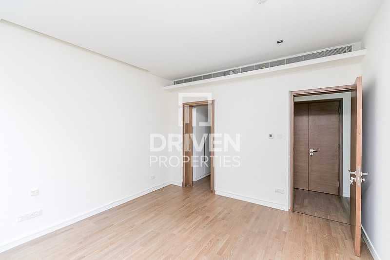 3 Large and Bright 1 Bed in Quiet Location