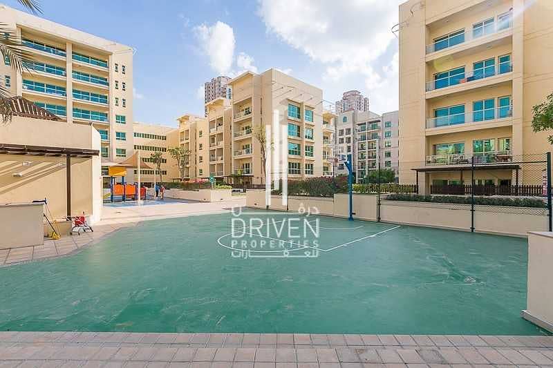 Best Deal | Bright 2 Bed Unit | High ROI