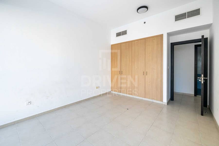 3 Spacious Layout | Well-managed Apartment