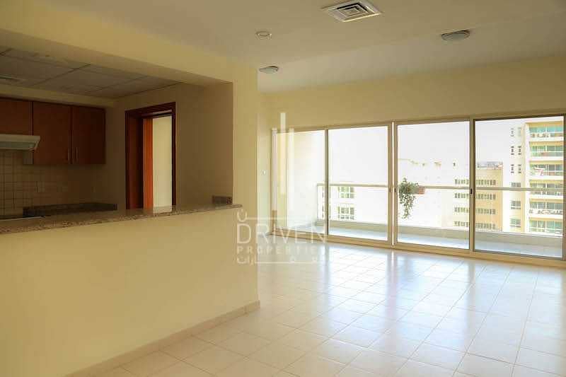 2 Best Deal | Bright 2 Bed Unit | High ROI