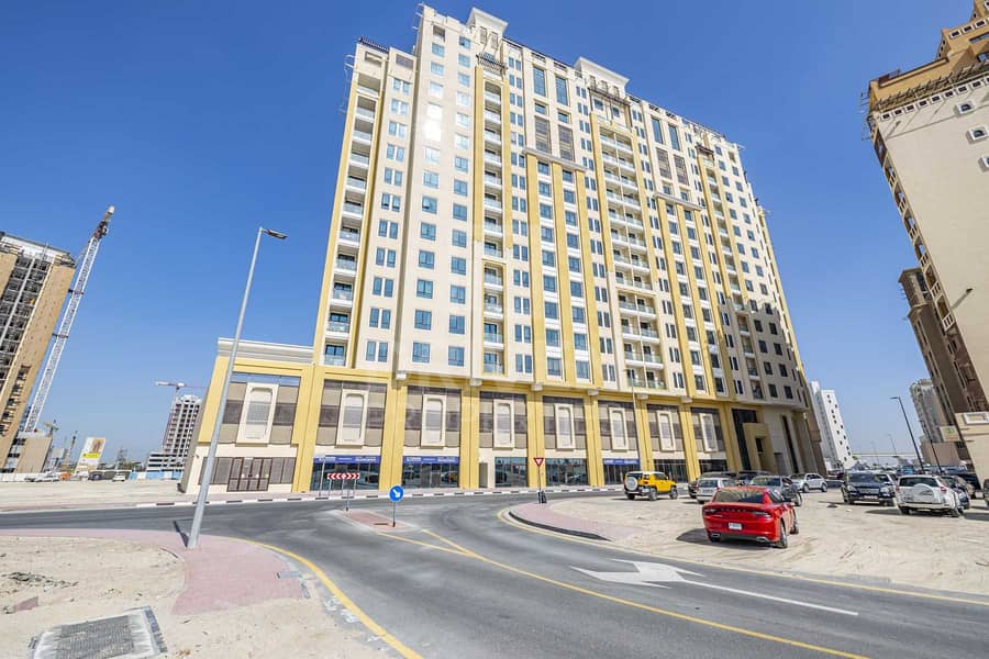 Main Road | Near Metro | 256 Apts | 2 Hotels Main Road | Near Metro | 256 Apts | 2 Hotels