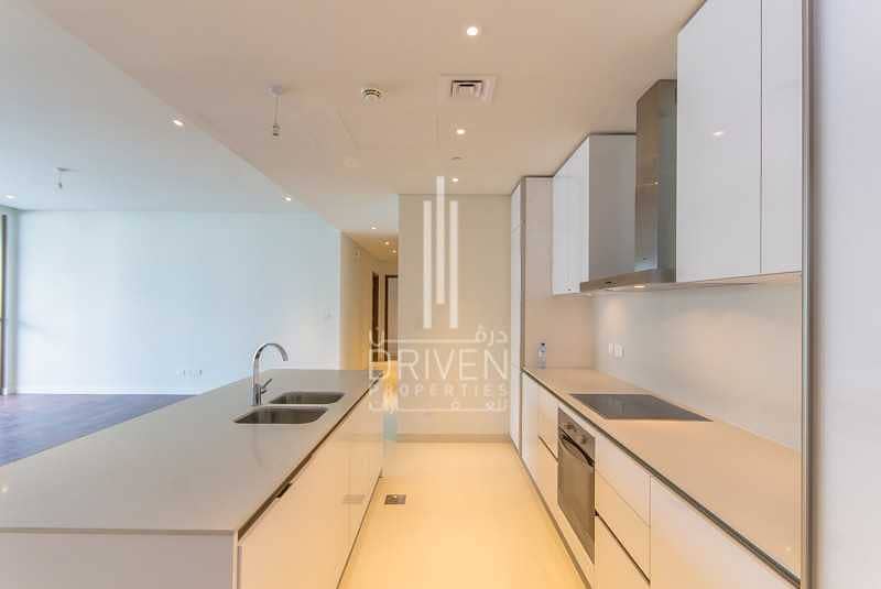 3 Lovely 2 Beds Apartment | Boulevard View