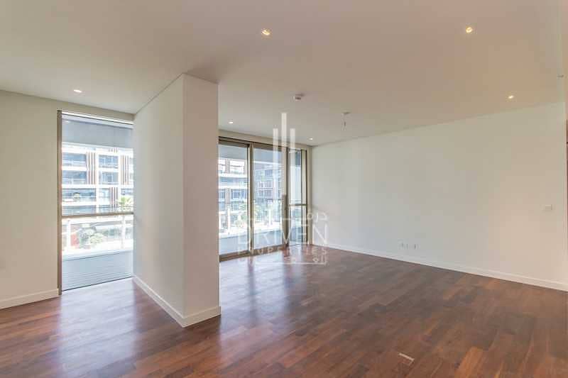 9 Lovely 2 Beds Apartment | Boulevard View