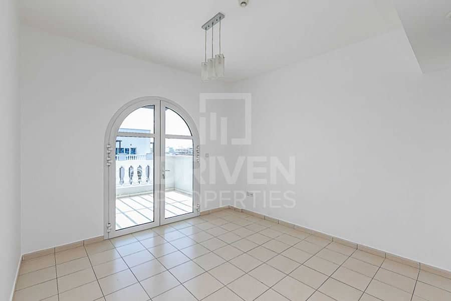 With Terrace | Community View | Tenanted With Terrace | Community View | Tenanted