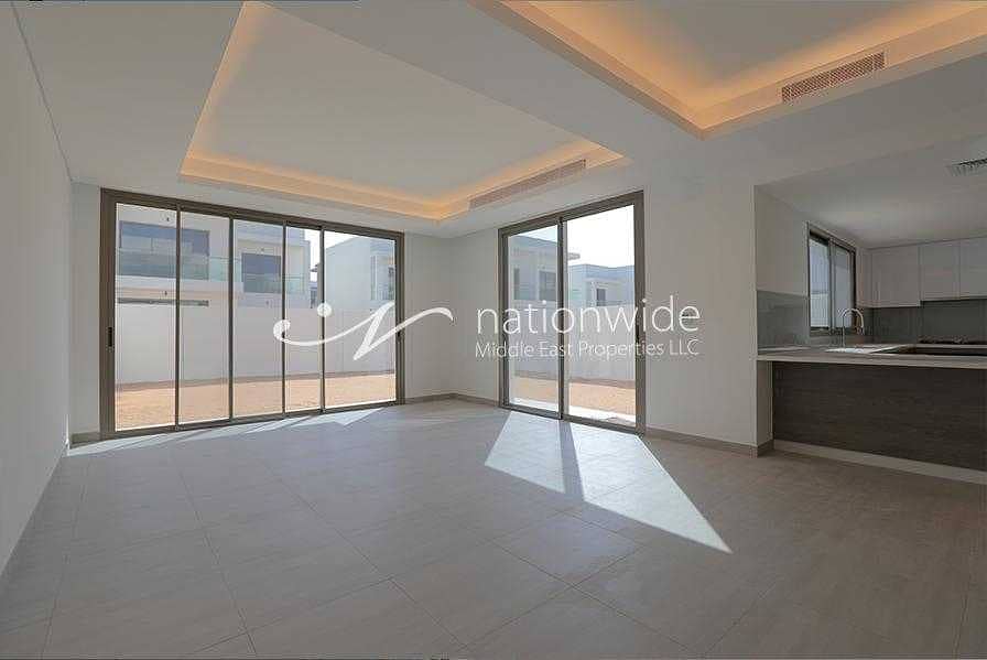 5 An Eco-friendly Duplex with Spacious Layout