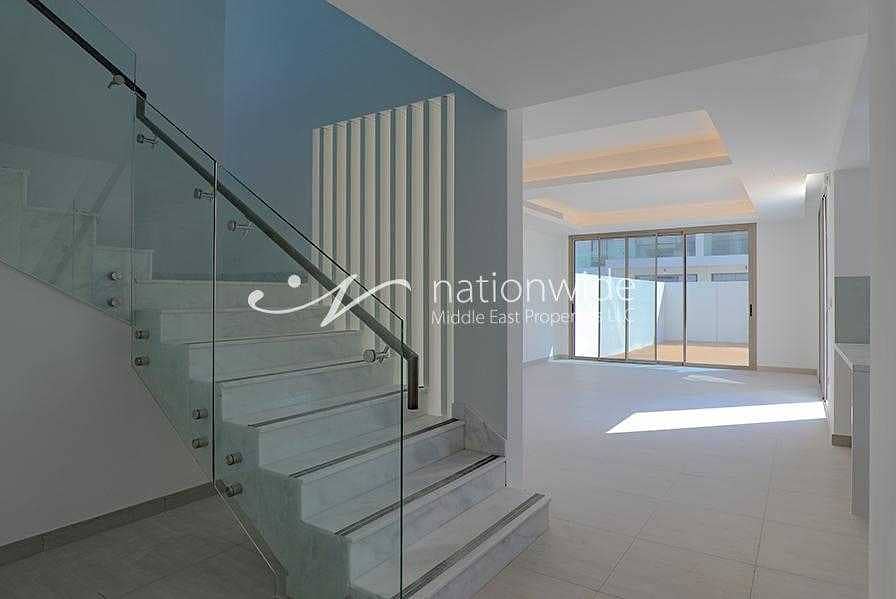 7 An Eco-friendly Duplex with Spacious Layout