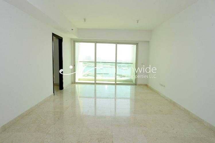 3 A Stunning and Modern Apartment with Rental Back