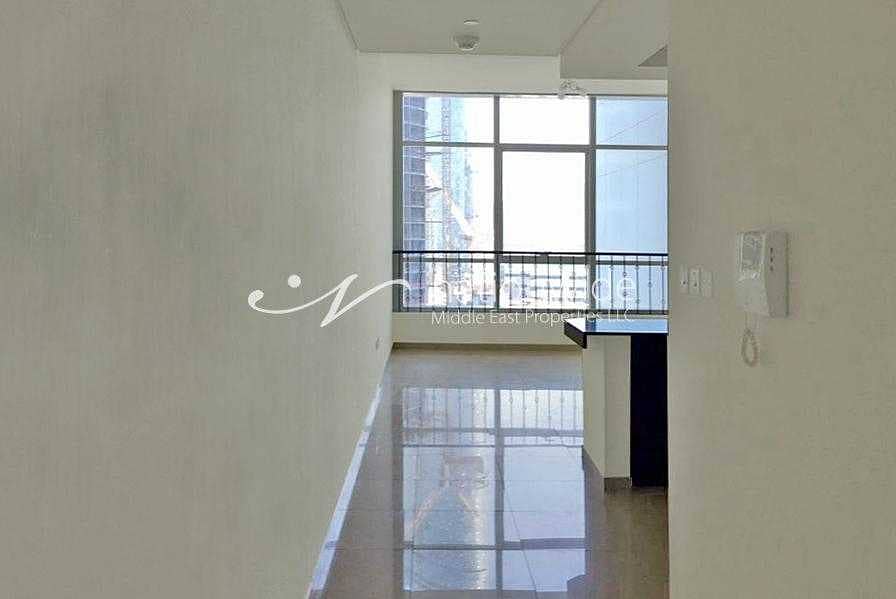 5 Beautiful Studio Apartment With Pool View
