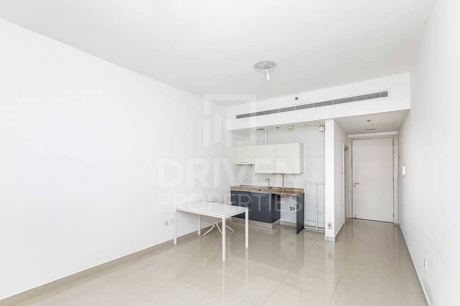 2 Amazing Deal | Studio Apartment for Rent
