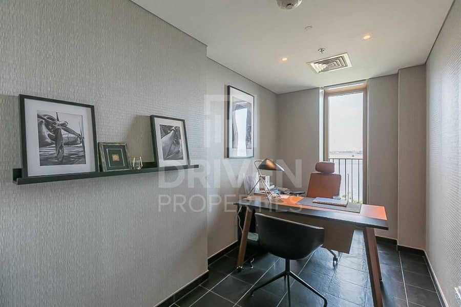 7 Elegant and Modern Apt | Well-maintained