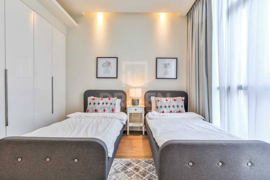 9 Bright and Furnished Apt | Boulevard View