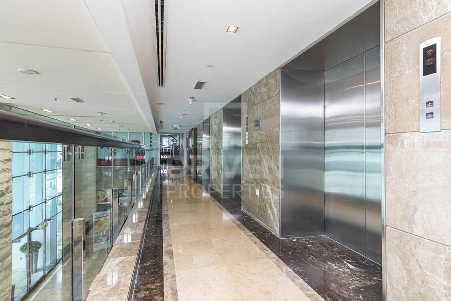 6 Spacious Office Space | Prime Location