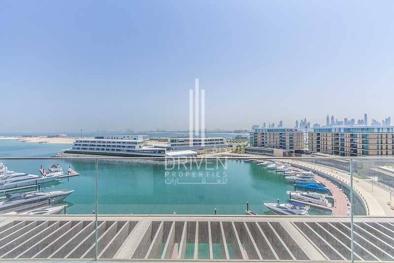 10 Panoramic Sea and City | 4 Bed Penthouse