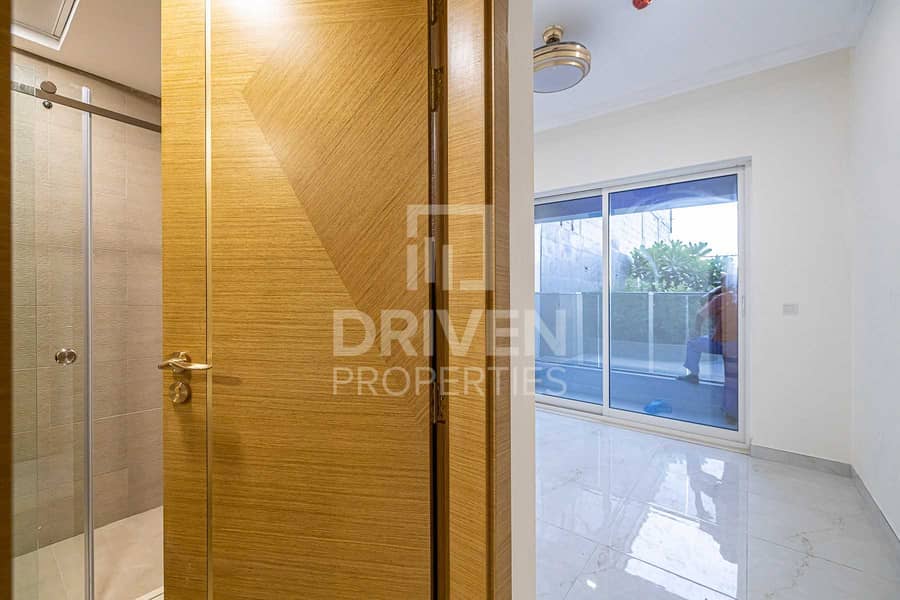 16 Reasonably price and Brand New 1 Bed Apt