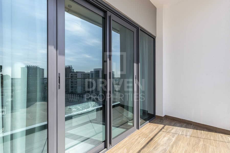 9 Fully Furnished | High Floor | Brand New