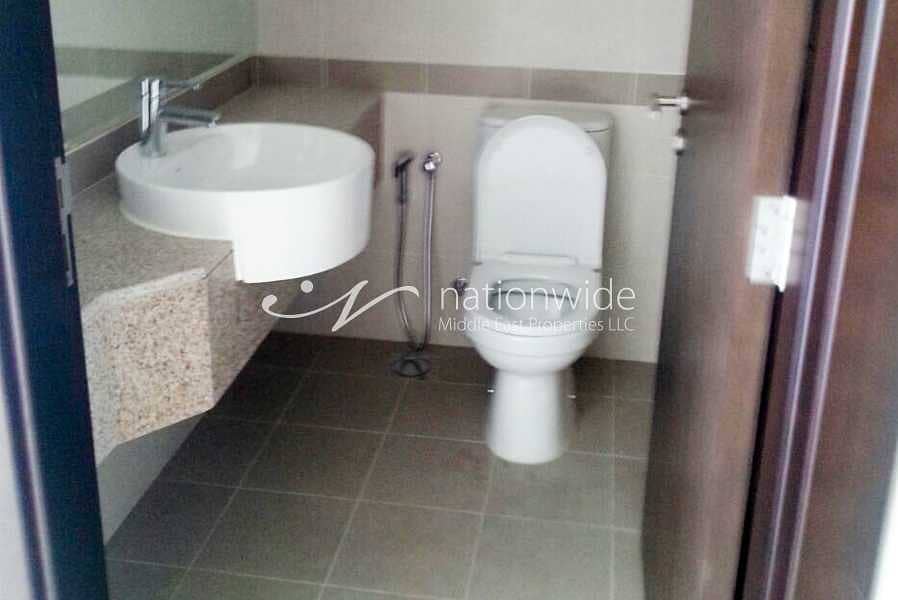 14 A Beautiful Apartment In A Convenient Setting