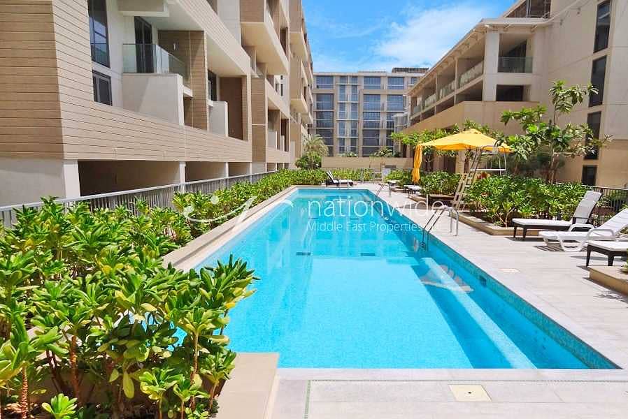 12 Vacant! Top-Tier Beachside Living In This Unit
