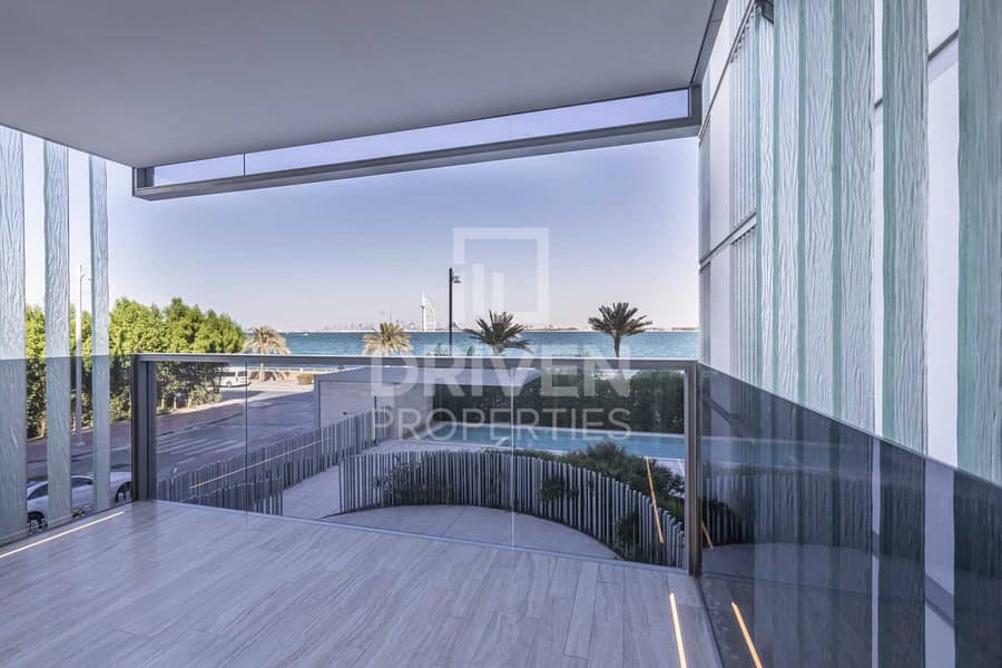 17 Modern Designed and Large Apt | Sea View