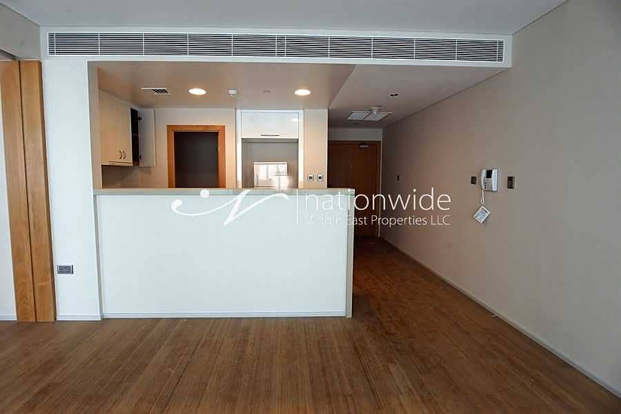 Have This Unit & A Stunning Canal View At Your Fingertips! Have This Unit & A Stunning Canal View At Your Fingertips!
