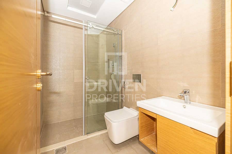 16 Bright and Well-maintained 1 Bed Apt