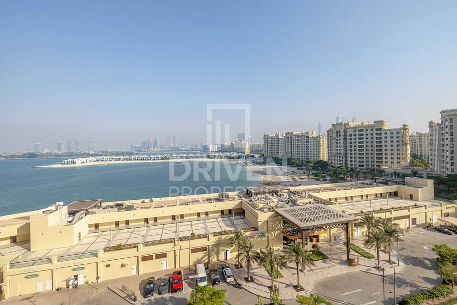 9 Amazing and Bright 2 Bed Apt with Sea View