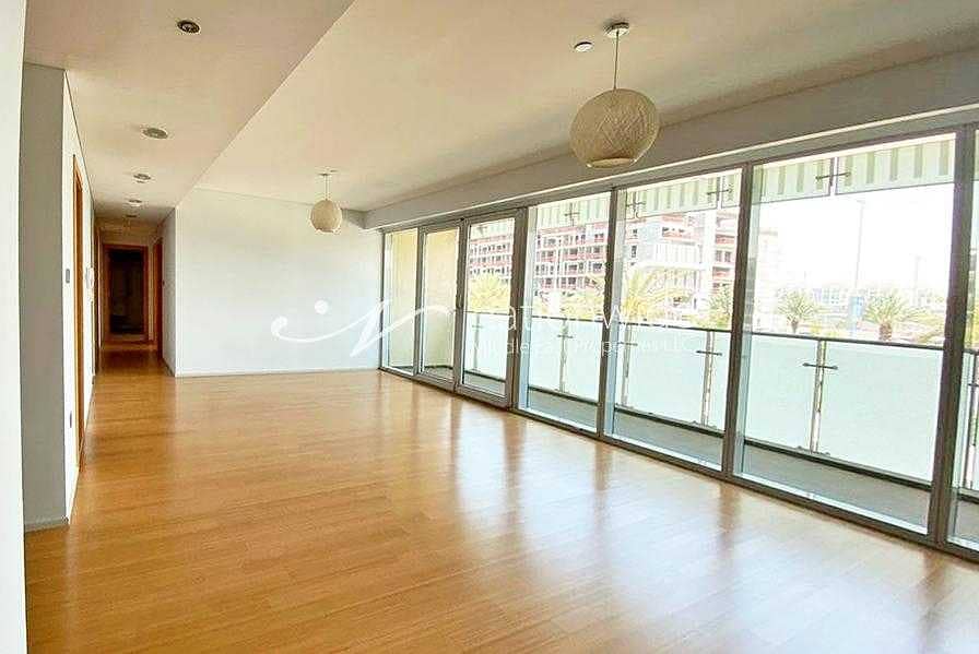 3 Vacant! A Well Maintained Modern Apartment