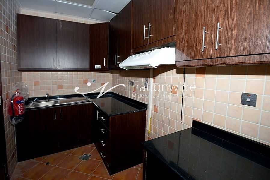4 Well Maintained Apartment For Up To 2 Payments